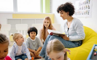 Explorando caminos hacia la salud mental: eficacia de programas psicoeducativos en entornos escolares para adolescente